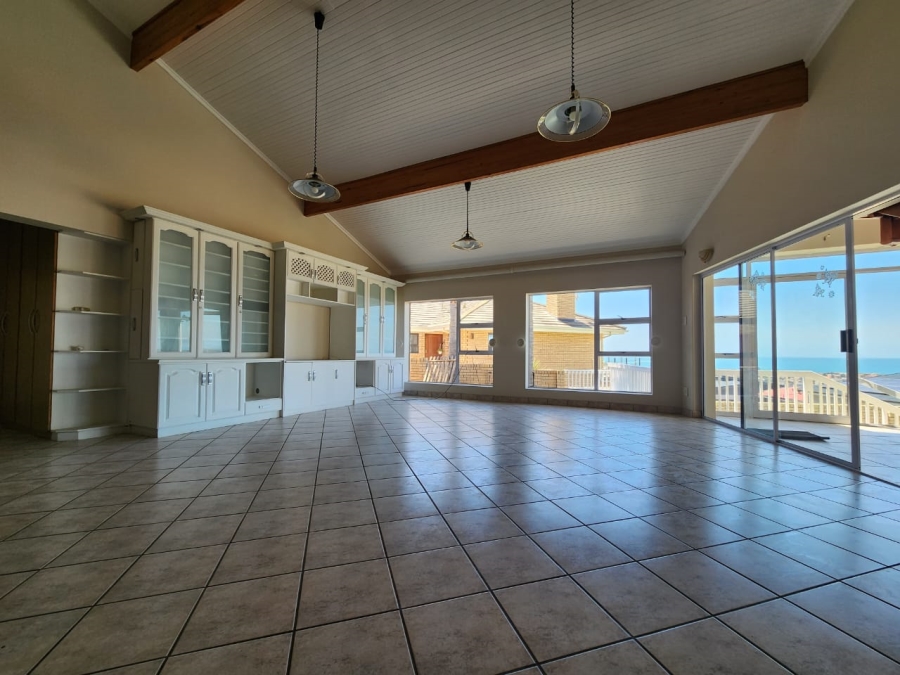 3 Bedroom Property for Sale in Menkenkop Western Cape